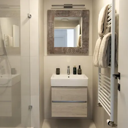 With Sunset View Over Lägenhet Bratislava